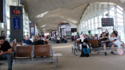 Gate 26, Kongin Alia vliegveld, Amman