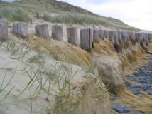 Duinafaslg bij de Galgeput, hopenlijk help de reparatie